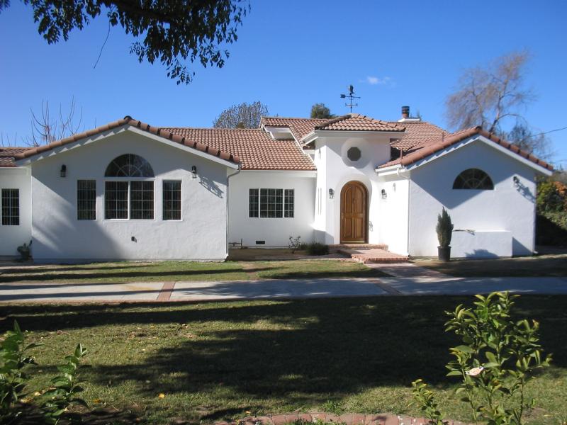 Aleman Residence